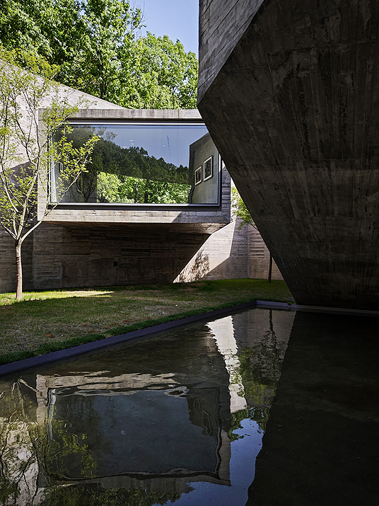 StandardarchitectureHangzhouCAAXiaofengArtMuseum2510045_sn15724.jpg StandardarchitectureHangzhouCAAXiaofengArtMuseum2510045.jpg